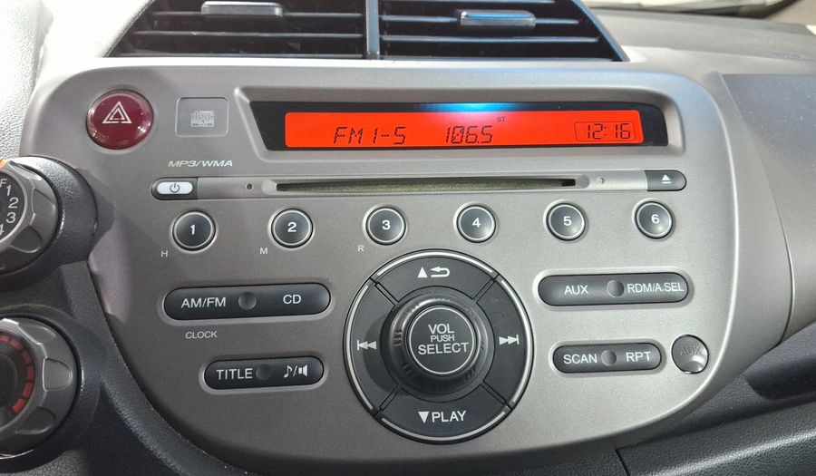 Honda Fit 1.5 LX 5AT Hatchback 2014