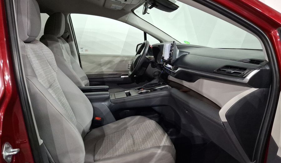 Toyota Sienna 2.5 HEV LE AUTO Minivan 2022