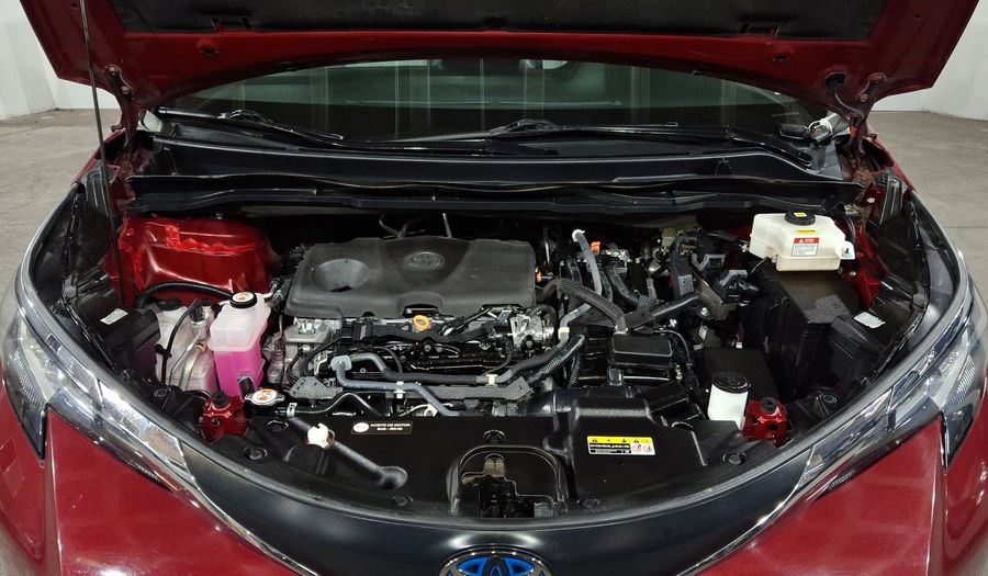 Toyota Sienna 2.5 HEV LE AUTO Minivan 2022