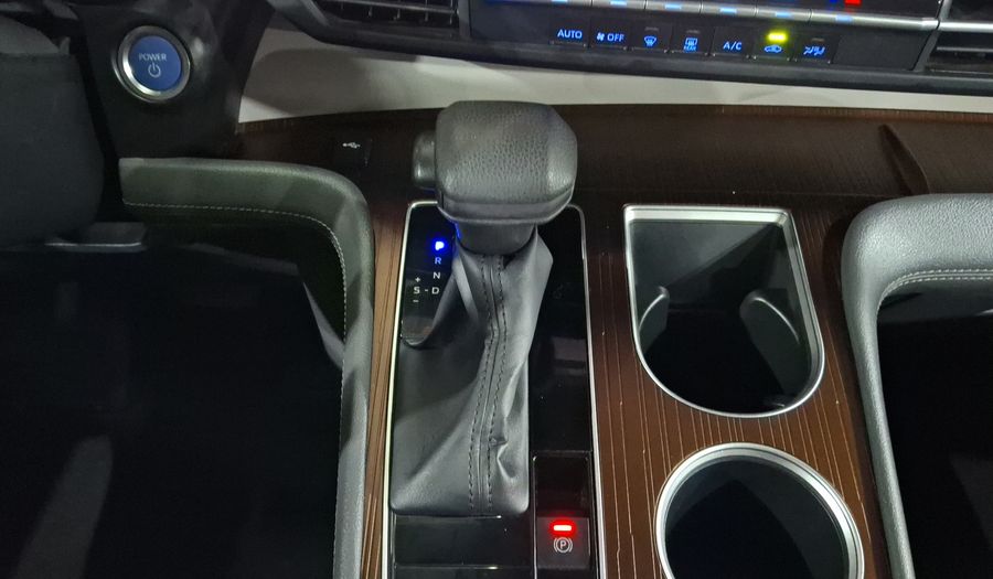 Toyota Sienna 2.5 HEV LE AUTO Minivan 2022