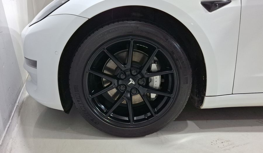 Tesla Model 3 BEV 50KWH STANDARD RANGE PLUS AUTO Sedan 2022