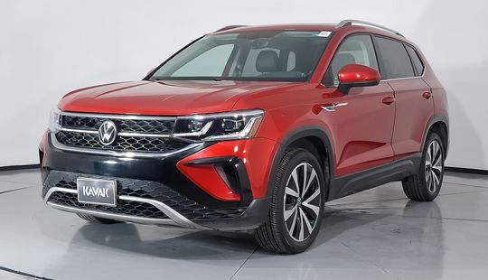 Volkswagen • Taos