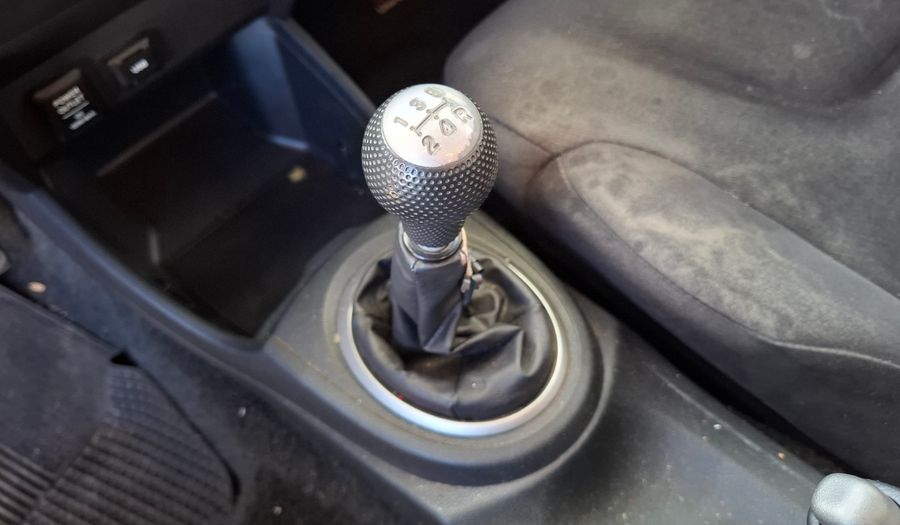 Honda Fit 1.5 EX MT Hatchback 2010