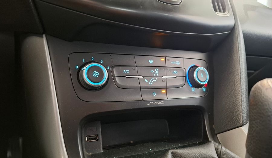 Ford Focus Iii 1.6 S Hatchback 2016