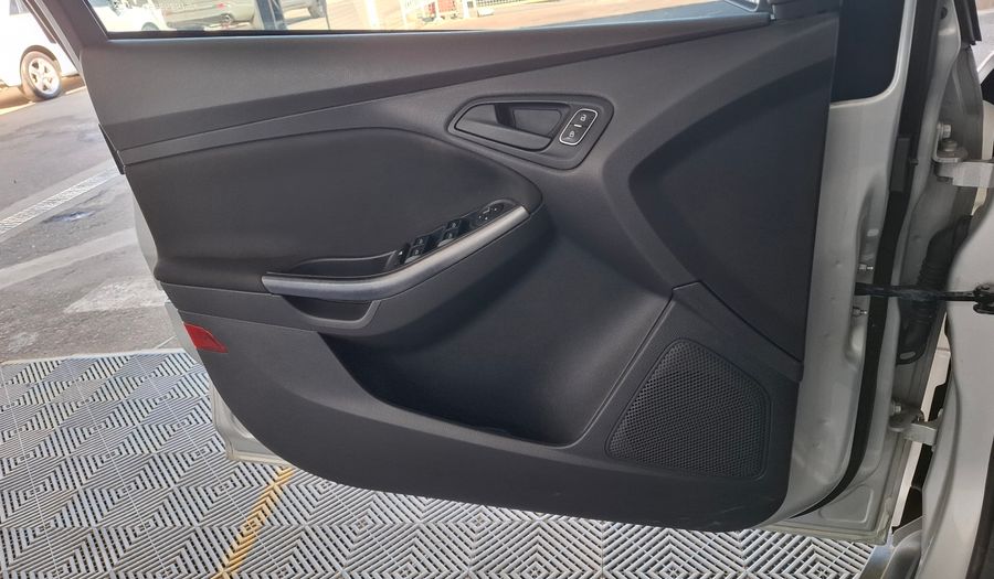 Ford Focus Iii 1.6 S Hatchback 2016
