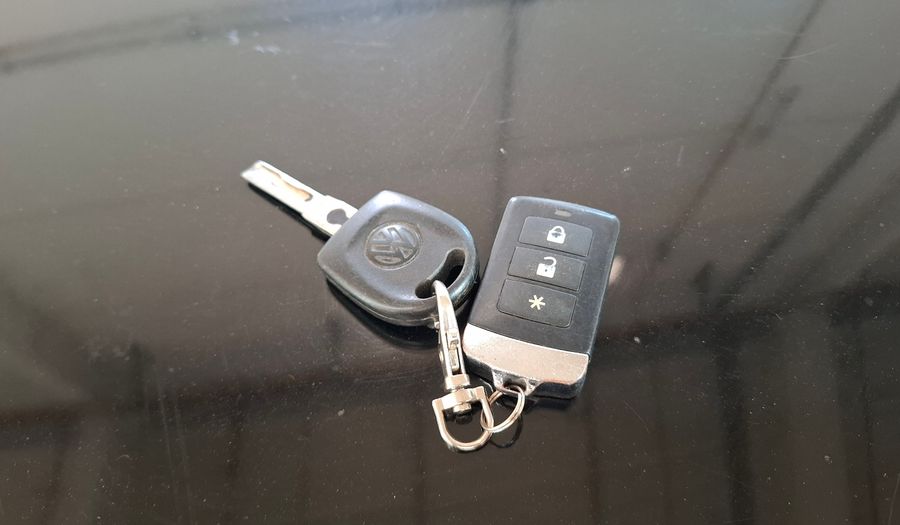 Volkswagen Gol 1.4 POWER (+DA+AA) Hatchback 2013