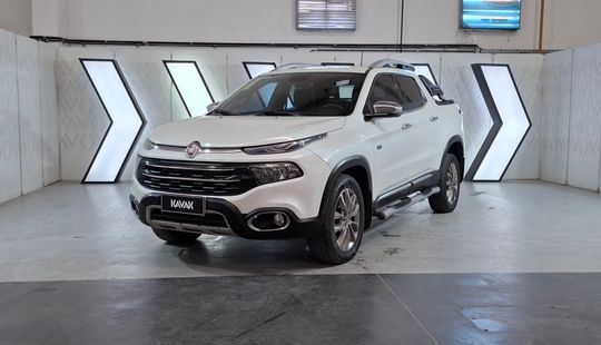 Fiat • Toro