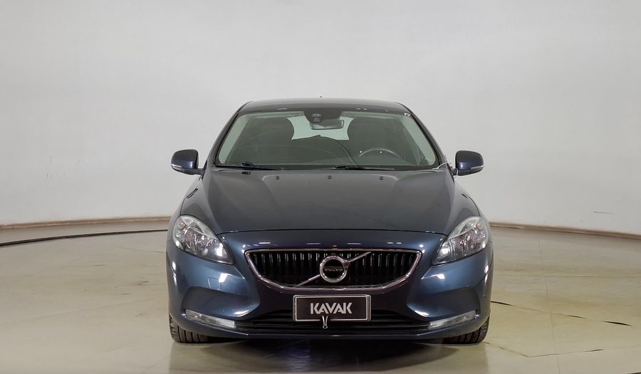 Volvo V40 2.0 T3 COMFORT Hatchback 2017