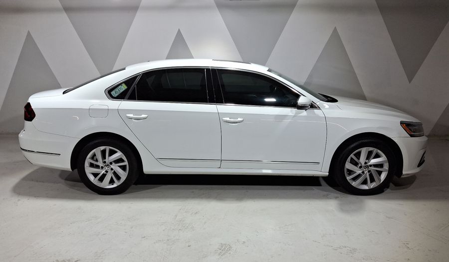 Volkswagen Passat 2.5 HIGHLINE AUTO Sedan 2018