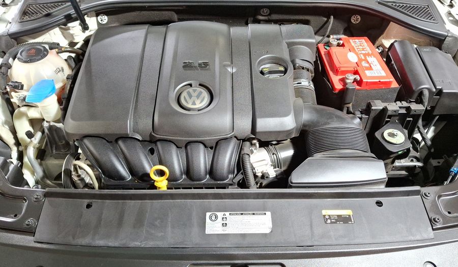 Volkswagen Passat 2.5 HIGHLINE AUTO Sedan 2018