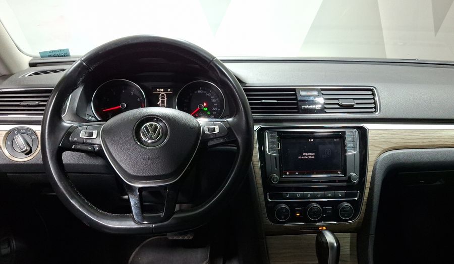 Volkswagen Passat 2.5 HIGHLINE AUTO Sedan 2018
