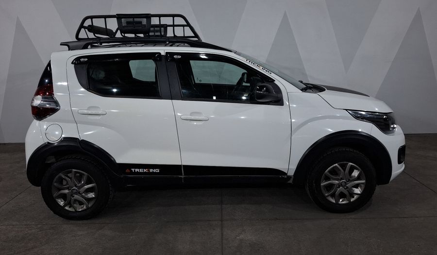 Fiat Mobi 1.0 TREKKING Hatchback 2021