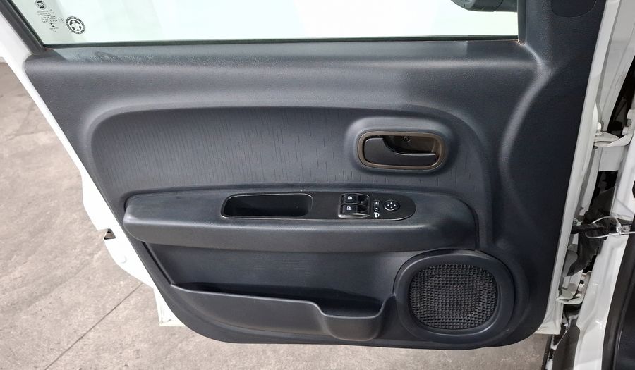 Fiat Mobi 1.0 TREKKING Hatchback 2021
