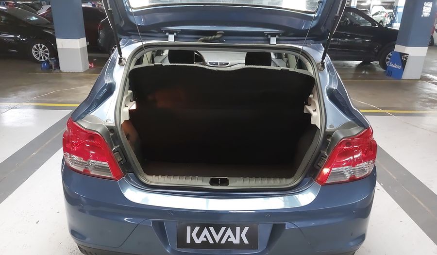 Chevrolet Onix 1.0 SPE/4 LT Hatchback 2014