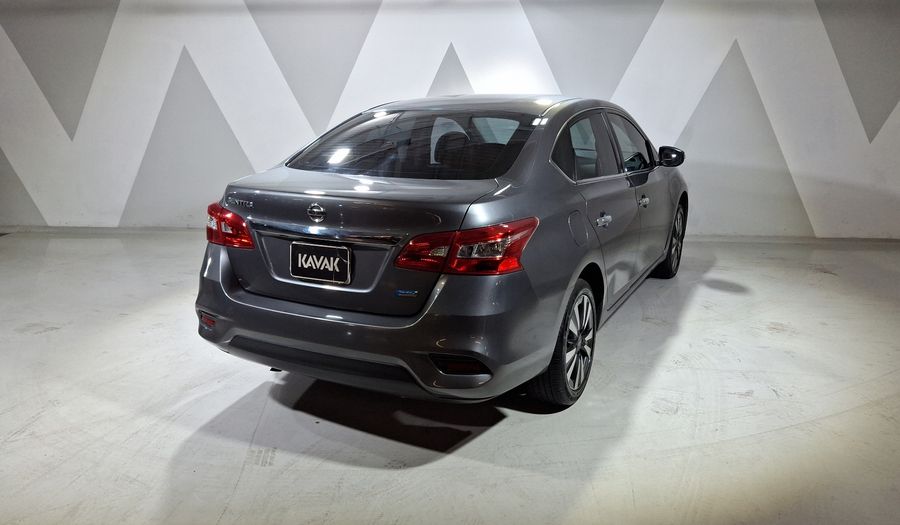 Nissan Sentra 1.8 EXCLUSIVE NAVI CVT Sedan 2017