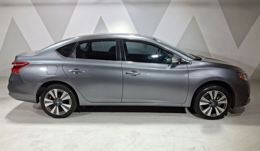 Nissan Sentra 1.8 EXCLUSIVE NAVI CVT Sedan 2017