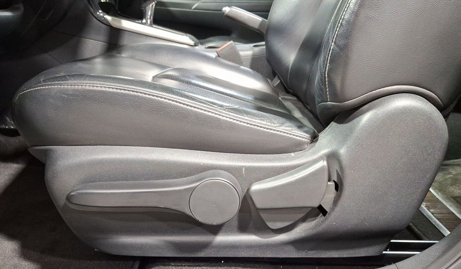 Nissan Sentra 1.8 EXCLUSIVE NAVI CVT Sedan 2017
