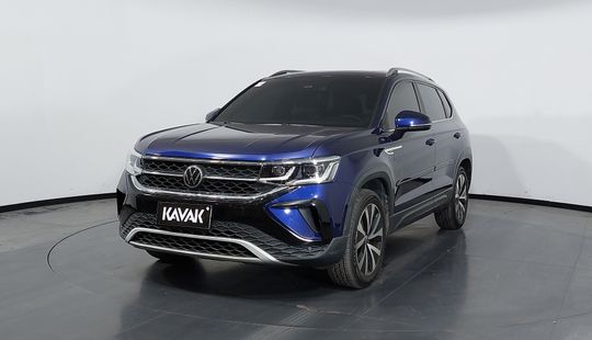 Volkswagen • Taos
