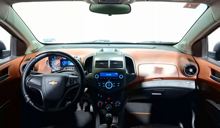 Chevrolet Sonic 1.6 MT J LT Hatchback 2016