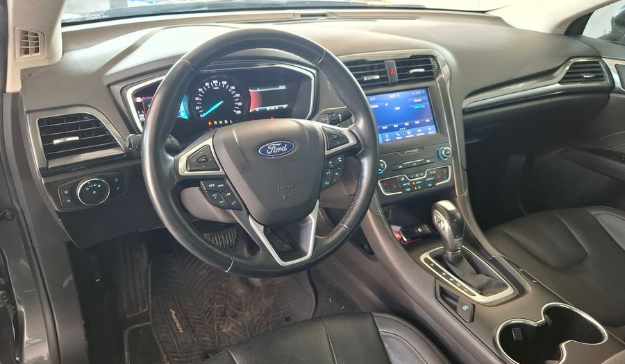 Ford Mondeo 2.0 TITANIUM HYBRID AUTO Sedan 2021