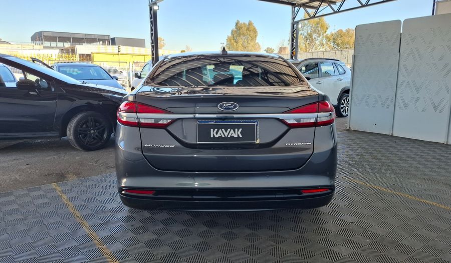 Ford Mondeo 2.0 TITANIUM HYBRID AUTO Sedan 2021