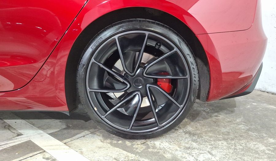 Tesla Model 3 BEV PERFORMANCE AUTO 4WD Sedan 2025