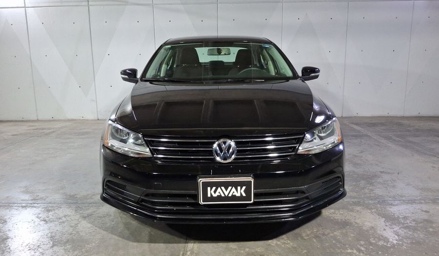 Volkswagen Jetta 2.5 TRENDLINE TIP. Sedan 2017