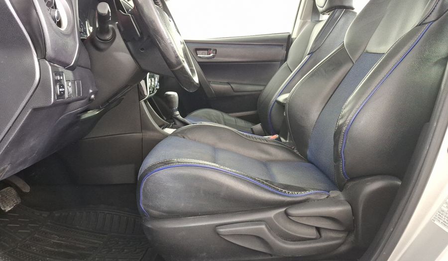 Toyota Corolla 1.8 SE CVT Sedan 2017