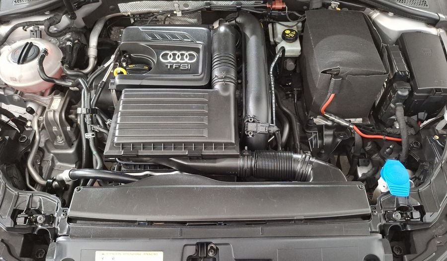 Audi A3 1.4 TFSI DYNAMIC Sedan 2017