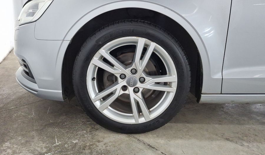 Audi A3 1.4 TFSI DYNAMIC Sedan 2017