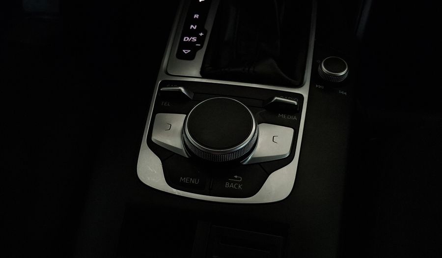 Audi A3 1.4 TFSI DYNAMIC Sedan 2017