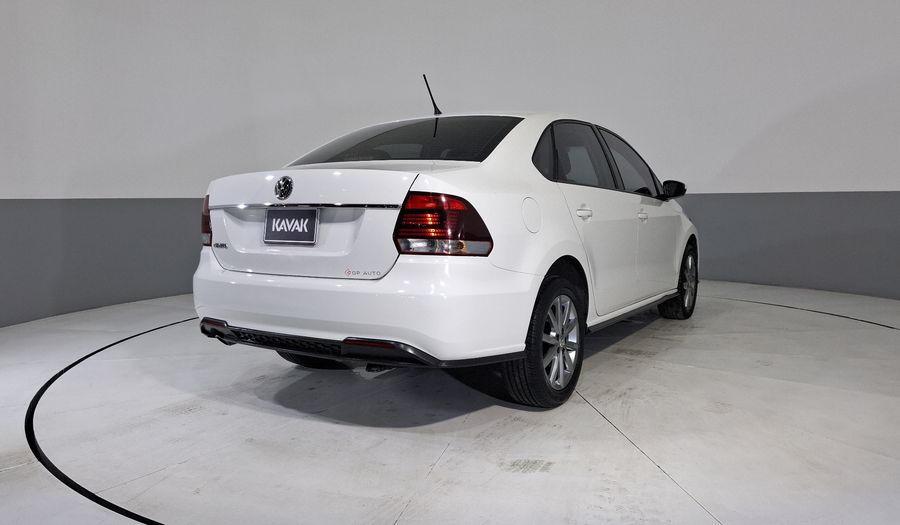 Volkswagen Vento 1.6 COMFORTLINE PLUS AUTO Sedan 2021