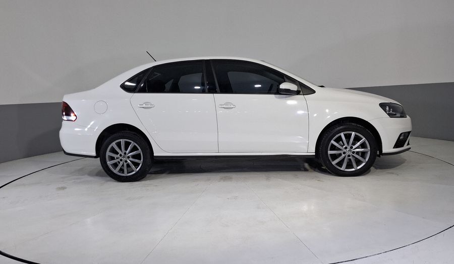 Volkswagen Vento 1.6 COMFORTLINE PLUS AUTO Sedan 2021