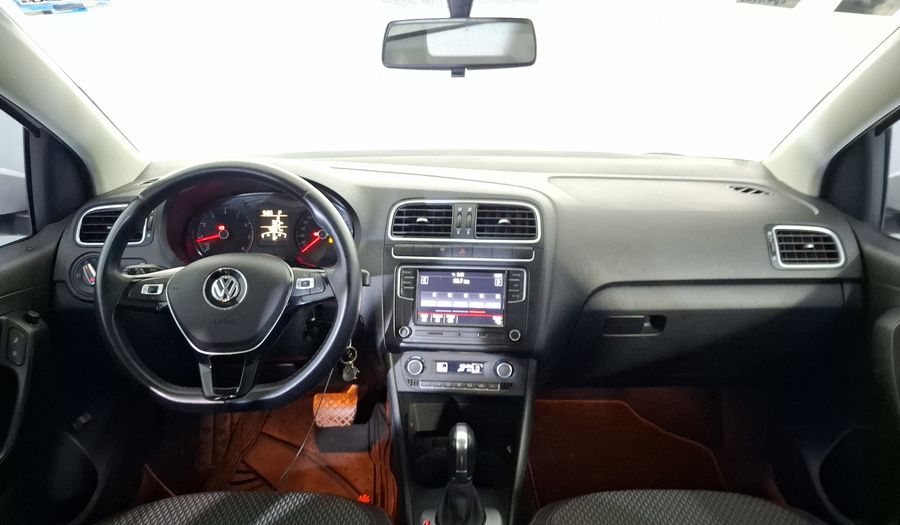 Volkswagen Vento 1.6 COMFORTLINE PLUS AUTO Sedan 2021
