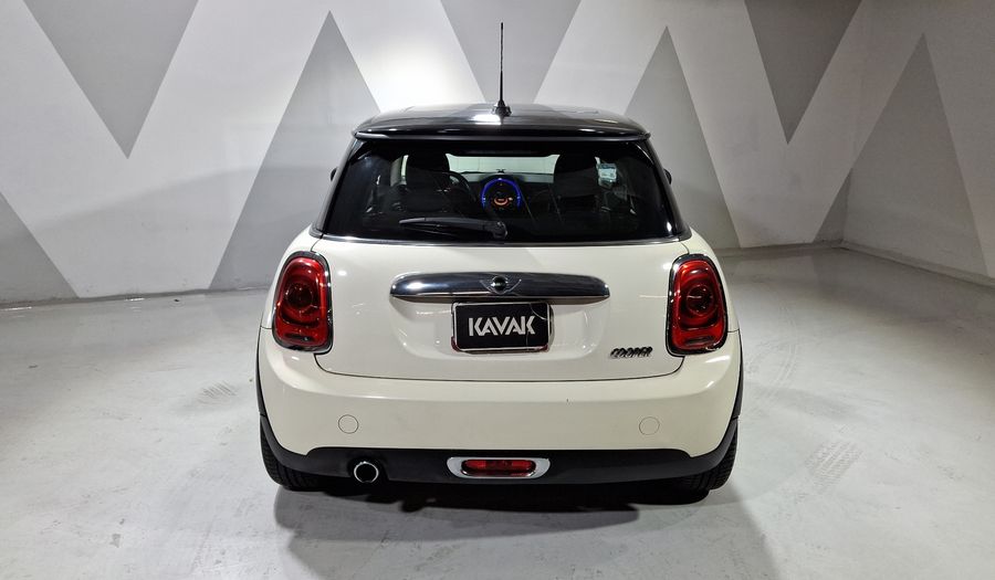 Mini Cooper 1.5 COOPER CHILI Hatchback 2016