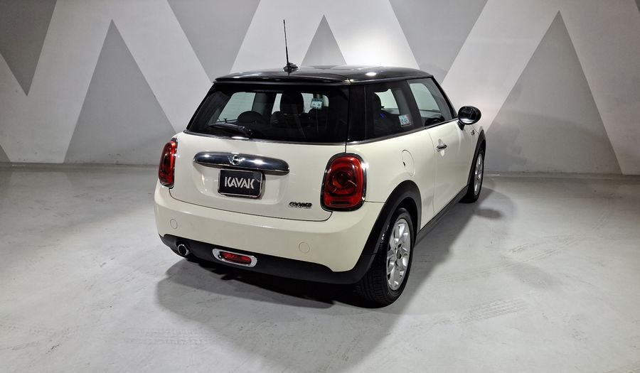 Mini Cooper 1.5 COOPER CHILI Hatchback 2016