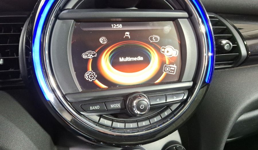 Mini Cooper 1.5 COOPER CHILI Hatchback 2016