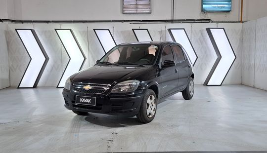 Chevrolet • Celta