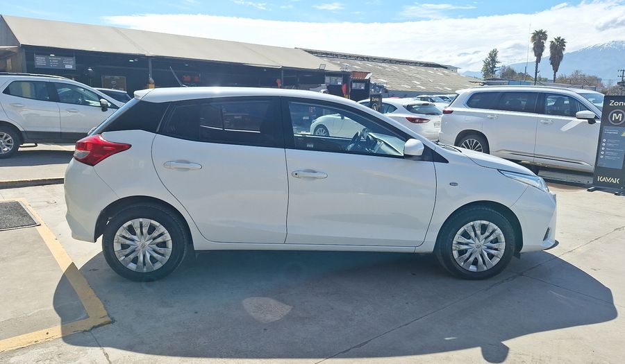 Toyota Yaris 1.5 SPORT Hatchback 2022