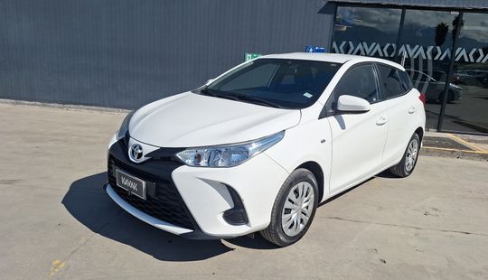 Toyota • Yaris