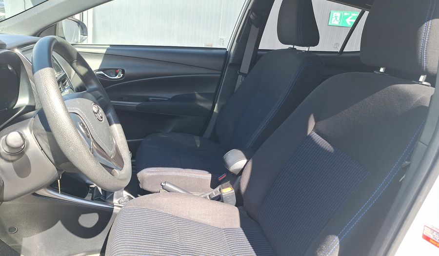 Toyota Yaris 1.5 SPORT Hatchback 2022