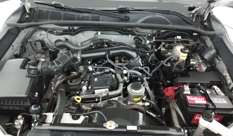 Toyota Hilux 2.7 DOBLE CABINA SR (D-CAB MID) Pickup 2020