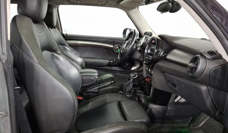 Mini Cooper 1.5 COOPER PEPPER AT Hatchback 2015