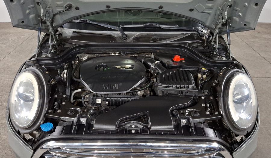 Mini Cooper 1.5 COOPER PEPPER AT Hatchback 2015