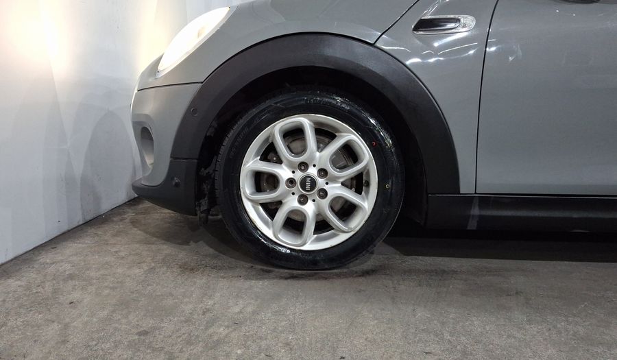 Mini Cooper 1.5 COOPER PEPPER AT Hatchback 2015