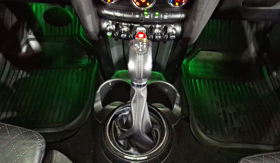 Mini Cooper 1.5 COOPER PEPPER AT Hatchback 2015