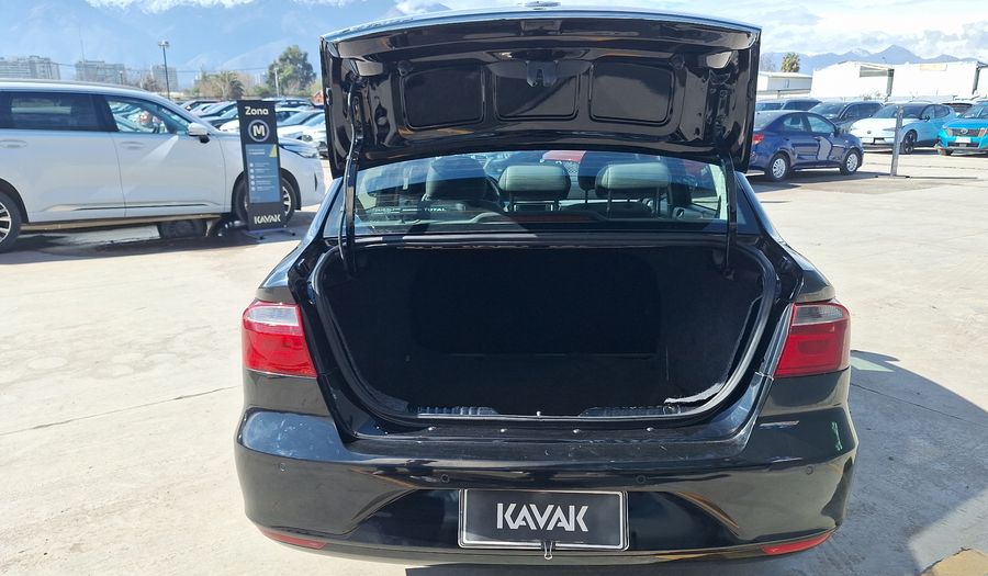 Volkswagen Voyage 1.6 HIGHLINE Sedan 2019