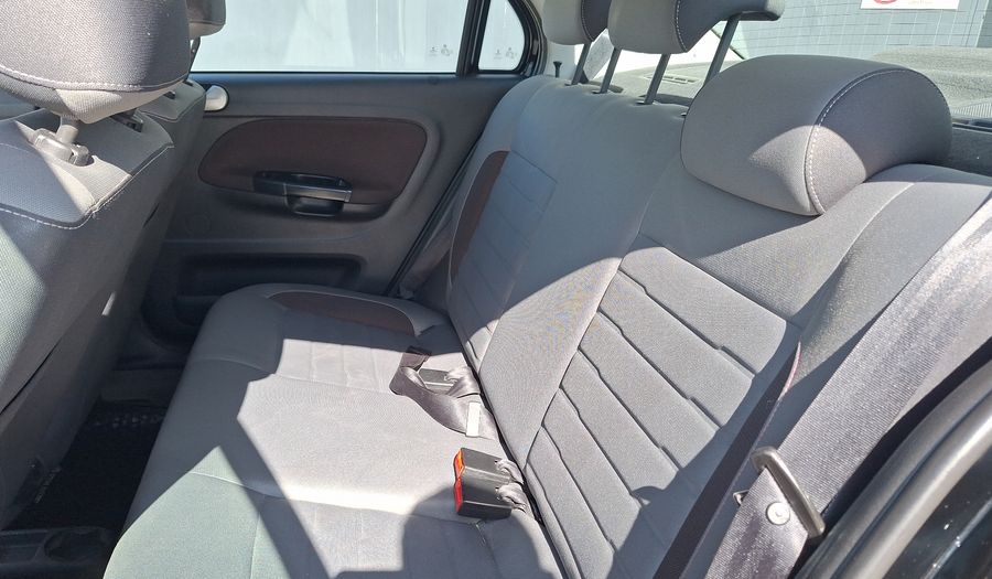 Volkswagen Voyage 1.6 HIGHLINE Sedan 2019