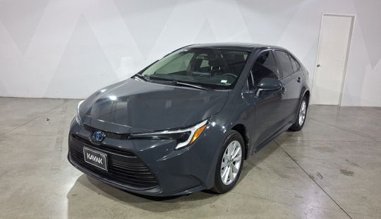 Toyota • Corolla
