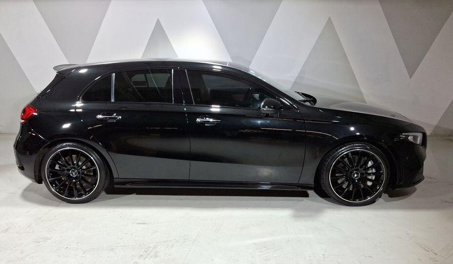 Mercedes Benz Clase A 2.0 MERCEDES-AMG 35 DCT 4MATIC Hatchback 2022